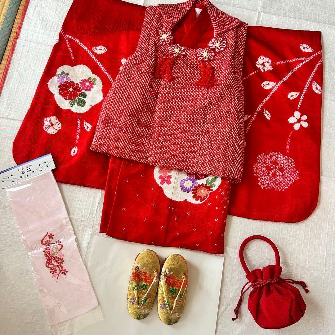 七五三 3歳 フルセット 着物 753 絹 被布 総絞り 三歳 赤 草履 刺繍