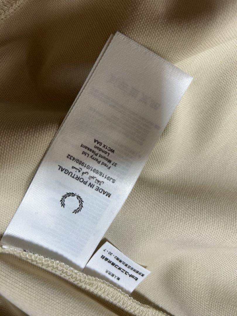 Taped Track Jacket／フレッドペリートラックジャケット