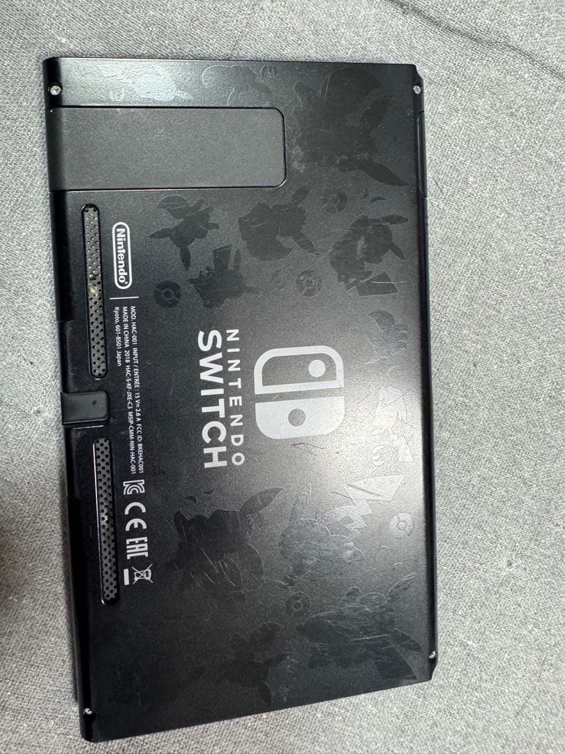 Nintendo Switch 本体 ピカチュー　イーブイ★ジャンク品