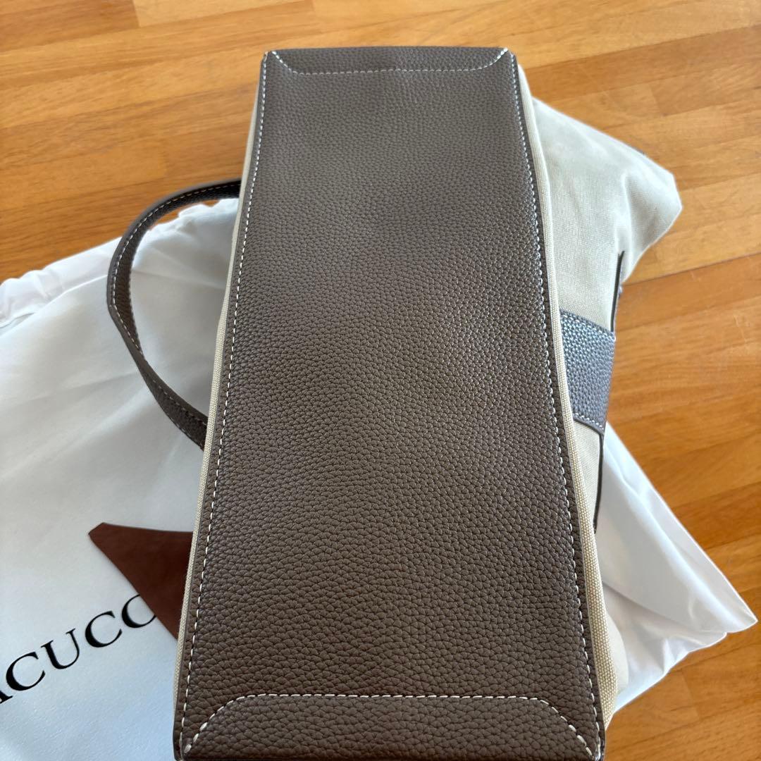 イアクッチ　ベージュ トートバッグM