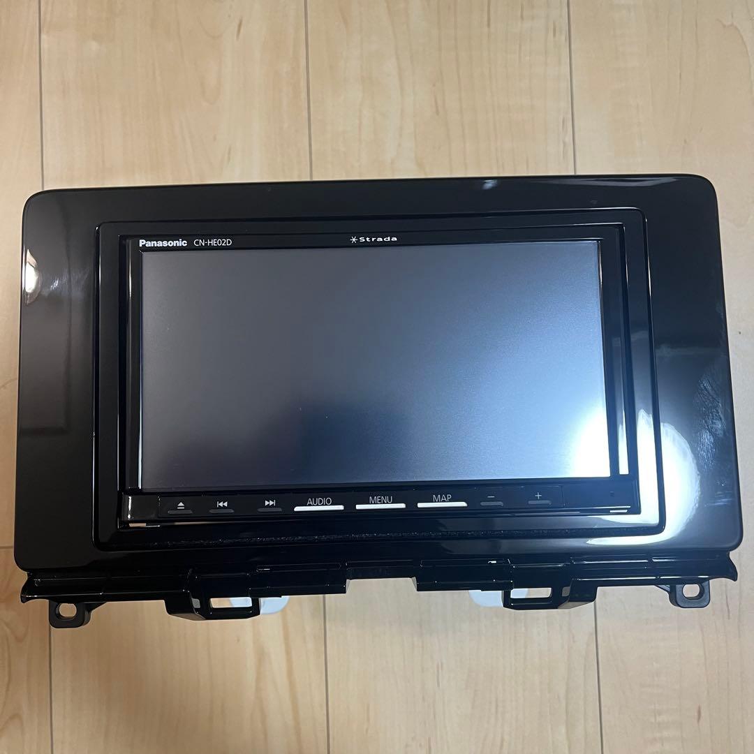 【美品】Panasonicカーナビ CN-HE02D（2022年製）