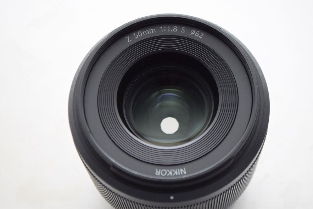 Nikon ニコン NIKKOR Z 50mm F1.8 S レンズフード付