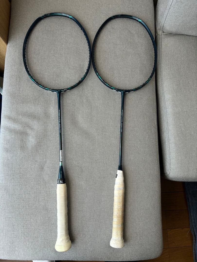 ヨネックス　ナノフレア800プロ　ジャンク品２本セット