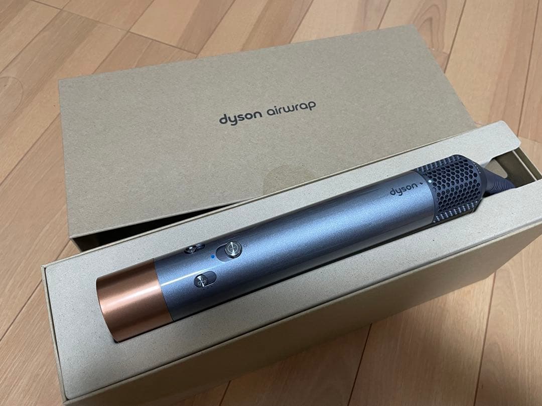 s*n様 Dyson Airwrap HS05 箱あり 説明書付き