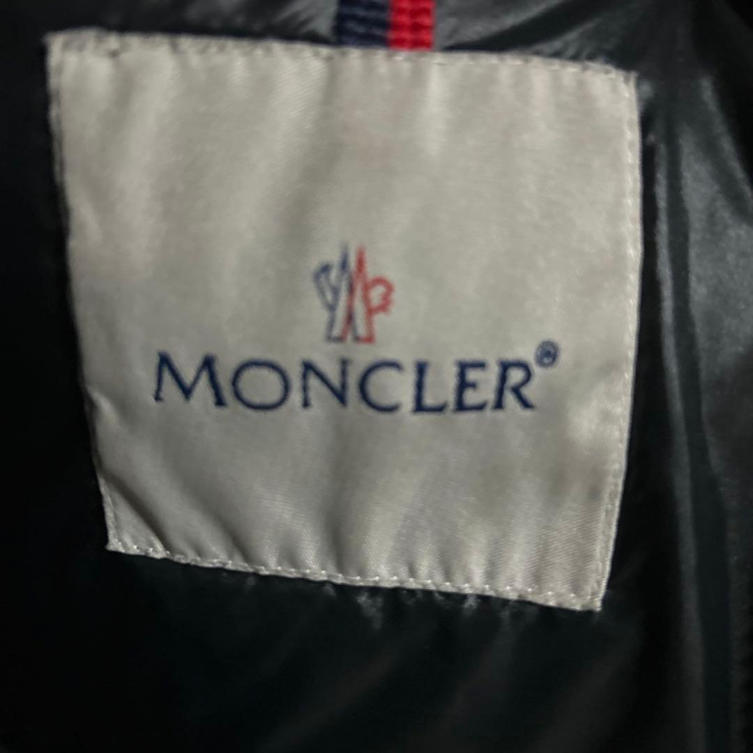 MONCLER(モンクレール)ダウンベスト