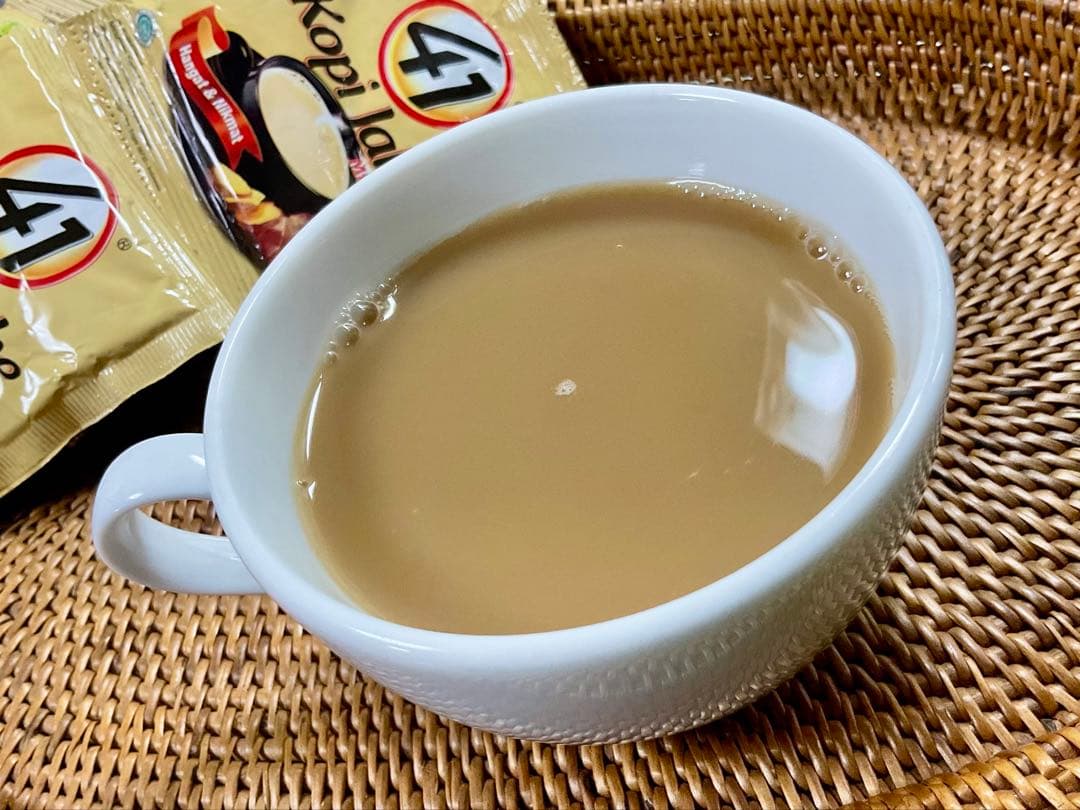 41週間熟成赤生姜コーヒー12個、ココナッツシュガー、針なしミツバチ蜂蜜