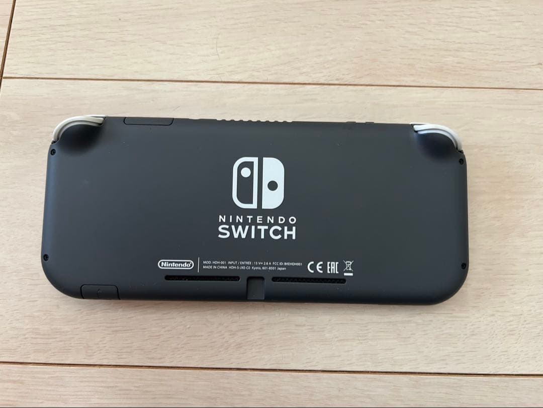 Nintendo Switch Lite ブラック 本体 ハードケース付き