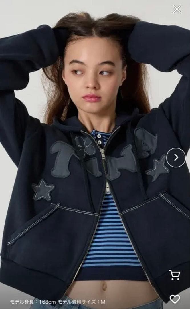 tina jojun 裏起毛　ロゴパッチワークフーディー