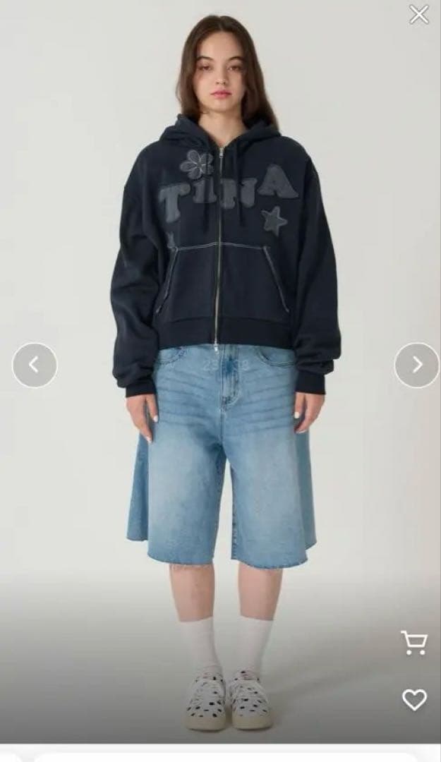 tina jojun 裏起毛　ロゴパッチワークフーディー