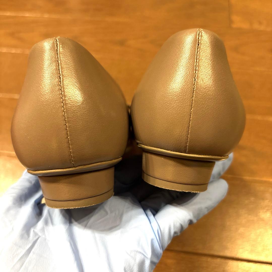 フェラガモ VIVA ナッパカーフ　キャラウェイ　リボンパンプス71/2 サイズ