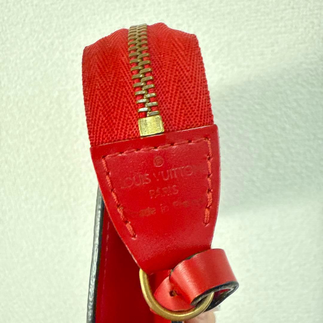 ルイヴィトン エピ アクセソワール ポーチ ポシェットハンドバッグ レッド 赤