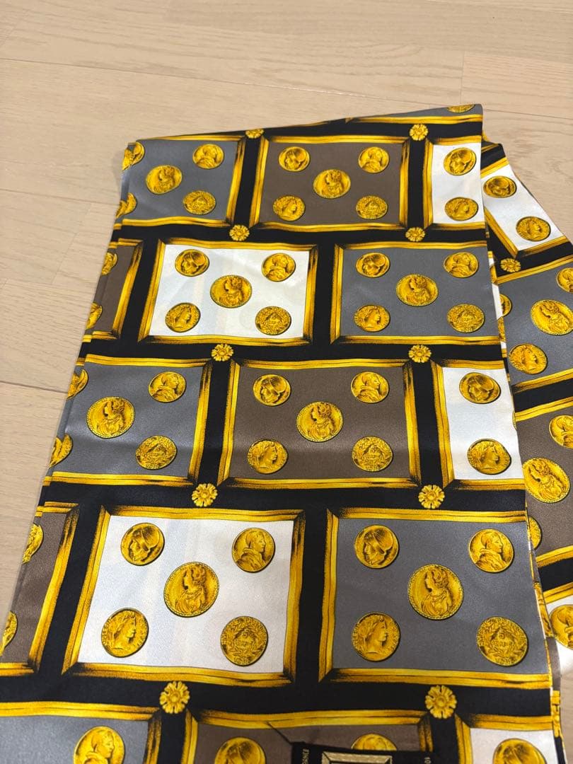 Zilli シルク100% マフラー 柄