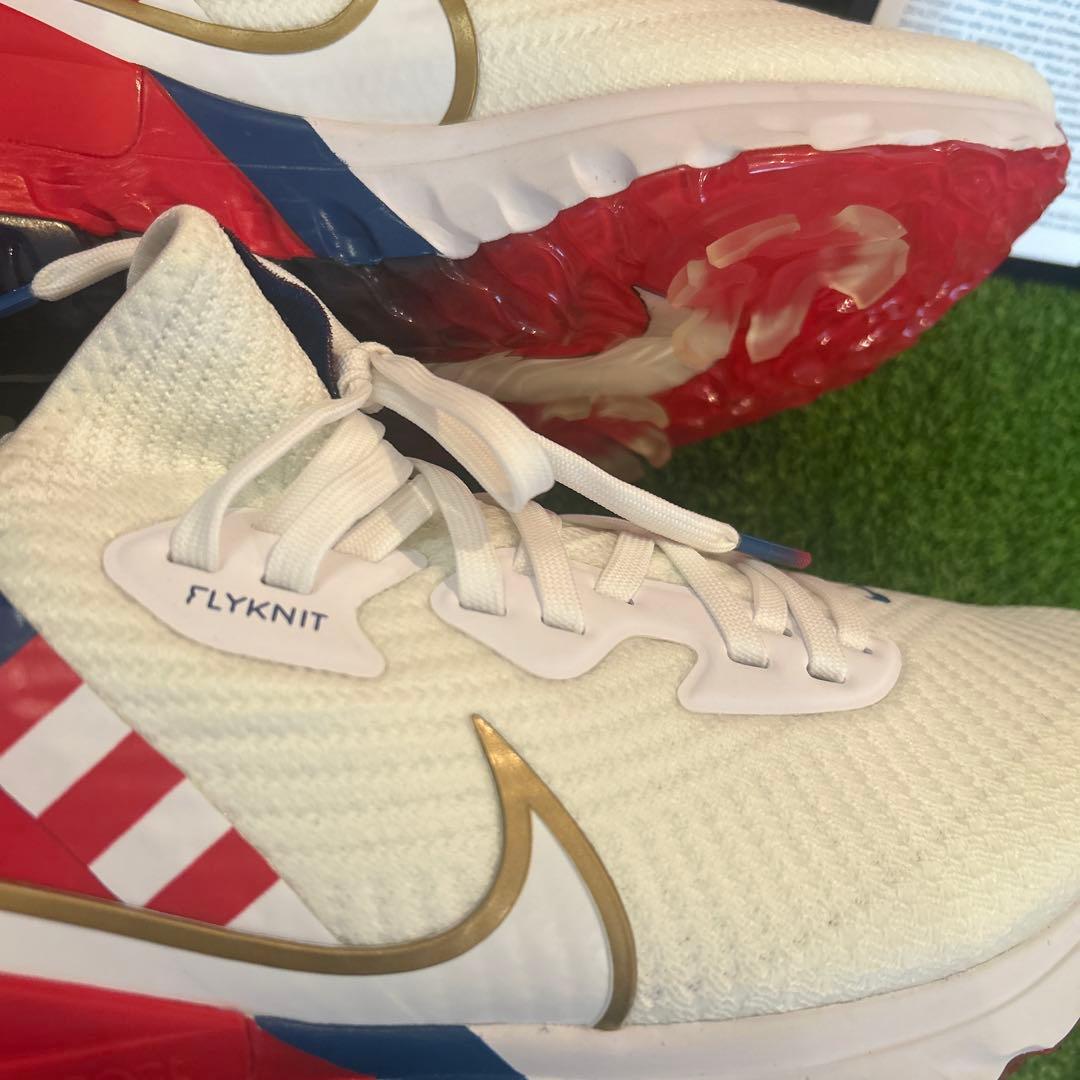 【限定品　新品未使用‼️】ナイキエアズーム　インフィニティツアー　28.5