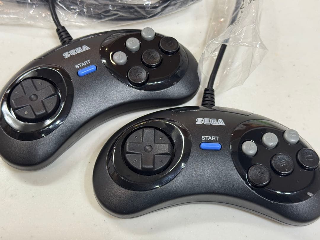 【完品/ケーブル未使用】メガドライブミニW（コントロールパッド2個付）