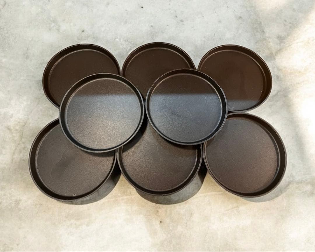 鉄板22cmステーキ皿　丸型(IH対応)鉄 ー丸皿+木製プレート20枚セット