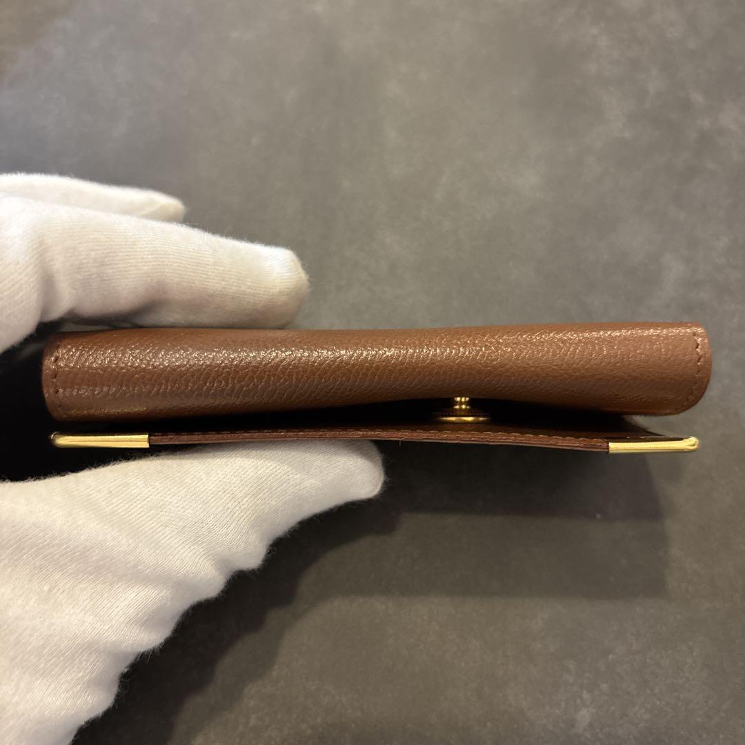 【新品】Yves Saint Laurent レザーキーケース ブラウン　ロゴ