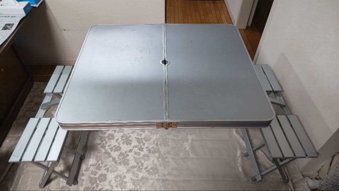 Colemanアルミピクニックテーブル