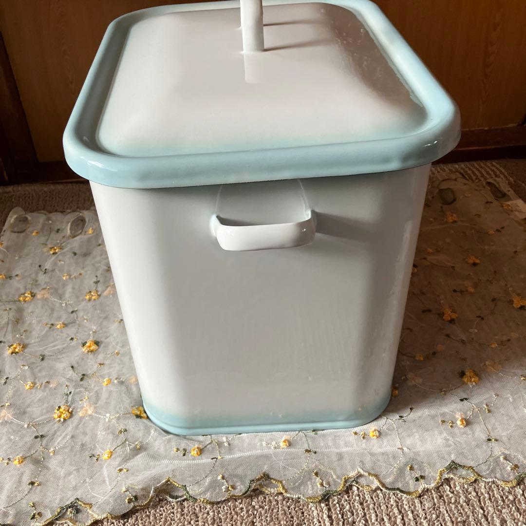 イマン　ボワージュ　ブルー