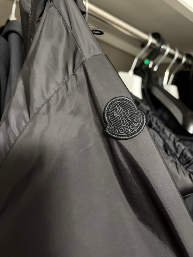 MONCLER ブラック ナイロンジャケット 正規品