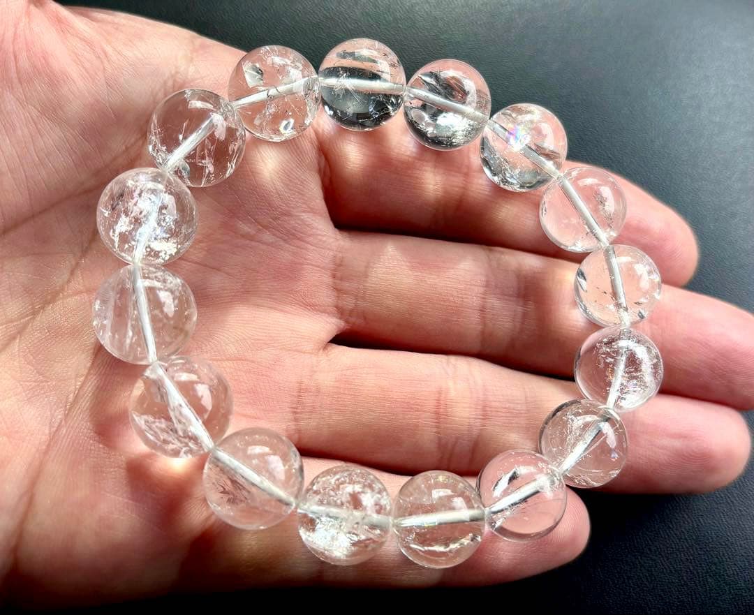 究極品質　超希少幻の逸品　ヒマラヤ最高峰のパワー　幻の虹と雪のマニカラン水晶