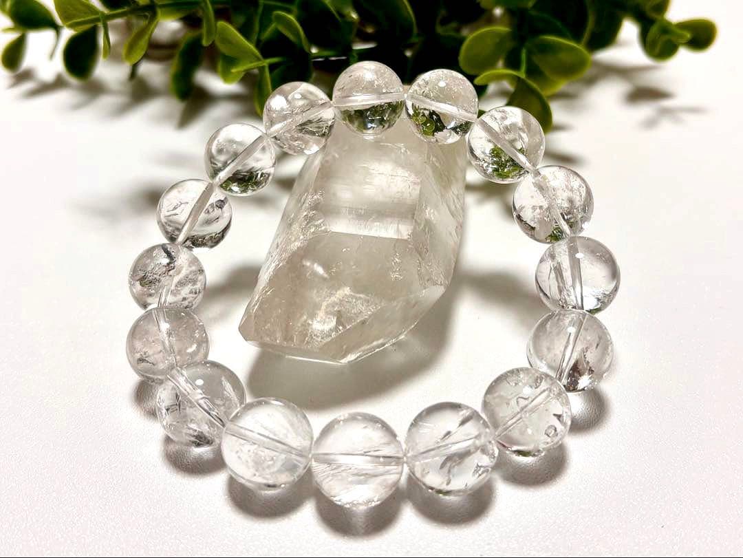 究極品質　超希少幻の逸品　ヒマラヤ最高峰のパワー　幻の虹と雪のマニカラン水晶