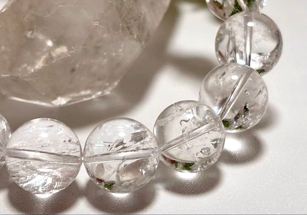 究極品質　超希少幻の逸品　ヒマラヤ最高峰のパワー　幻の虹と雪のマニカラン水晶