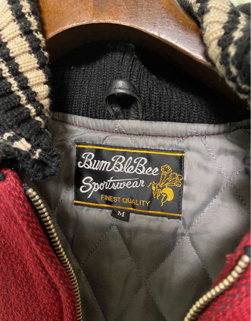 フェローズ　スタジャン　バンブルビー　チェーンステッチ