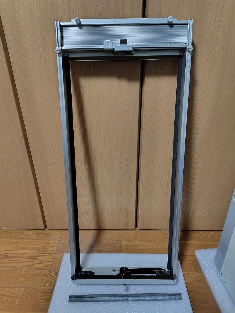 窓用エアコン CWH-A1819　2018年製