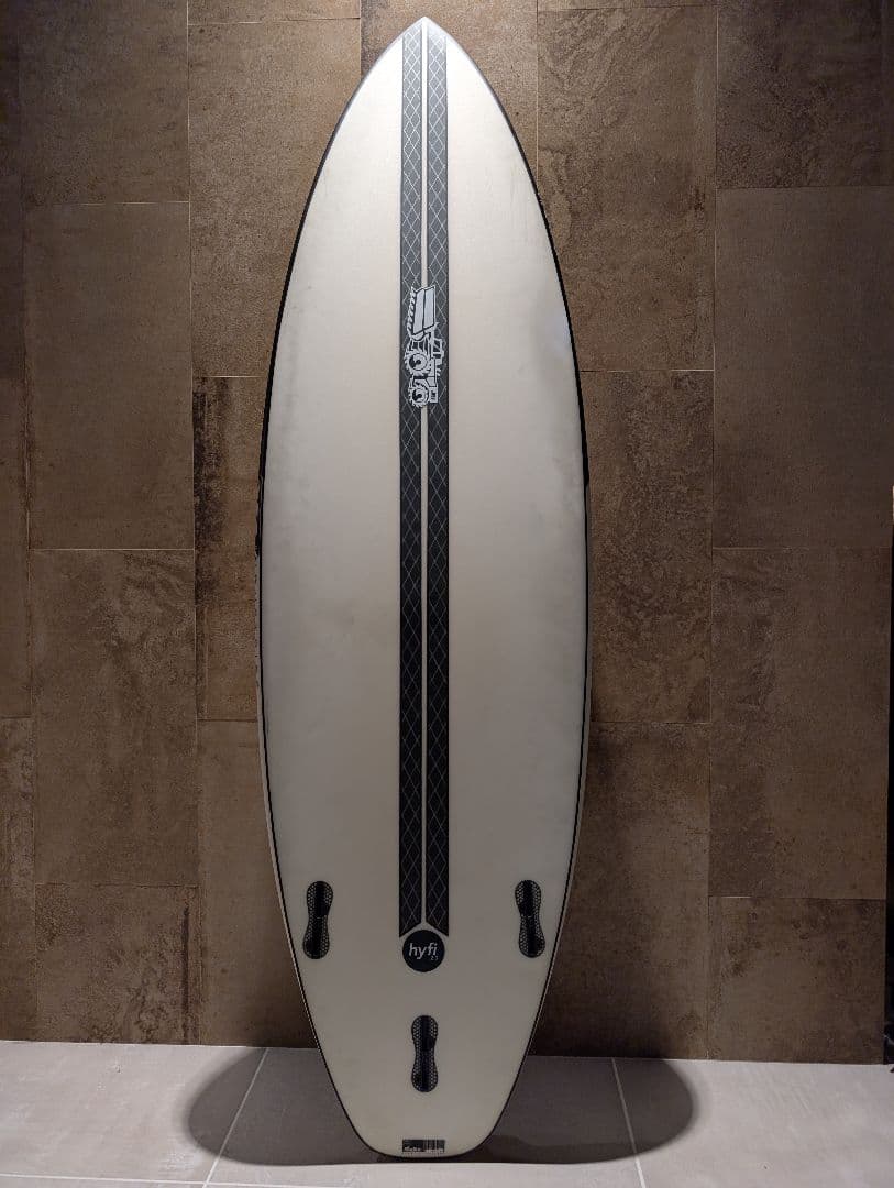 EPSのJSインダストリーズ XERO HYFI2.0 5'11 31L