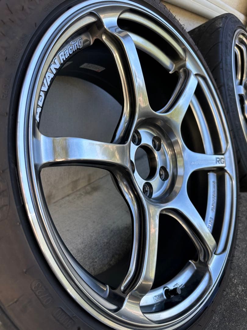 ADVAN Racing RG4 18インチホイール 2本