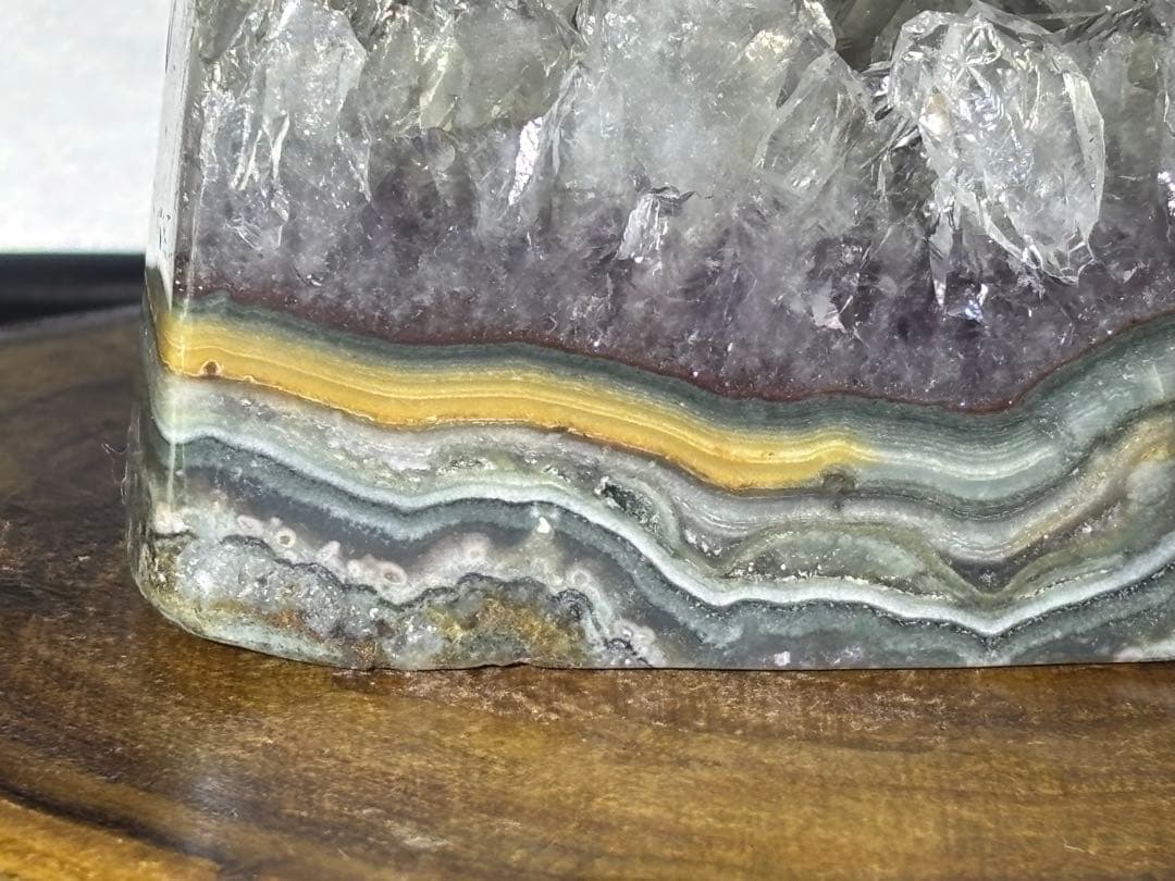 ウルグアイ産　天然非加熱　プラシオライト　グリーンアメジスト　244g