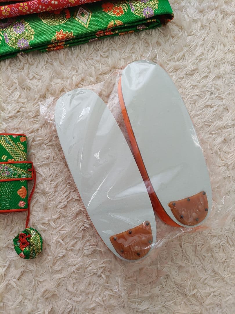 七五三 着物 花柄 7歳　ブランド着物　moe ピンク　水色　フルセット　髪飾り