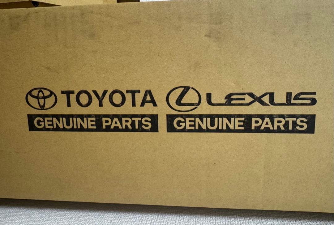 60プリウス　Zグレード　新古品テールライト3点セット