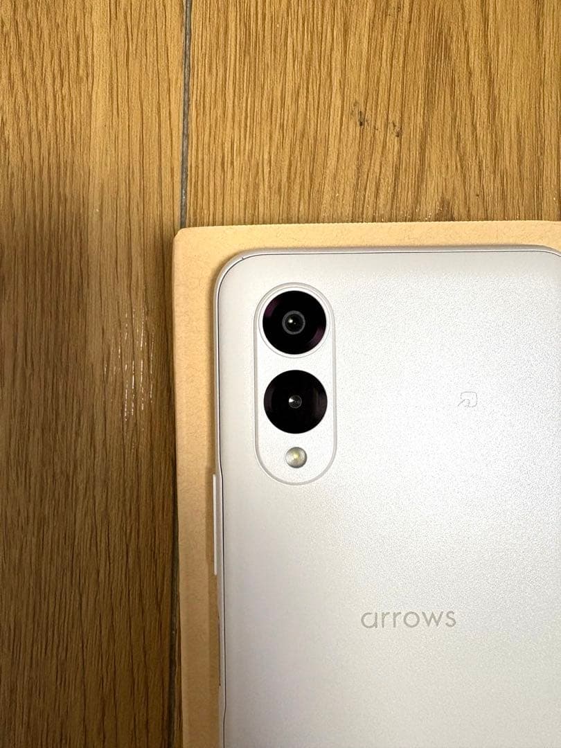 arrows We2 ミストホワイト 初期化済み スマートフォン 本体