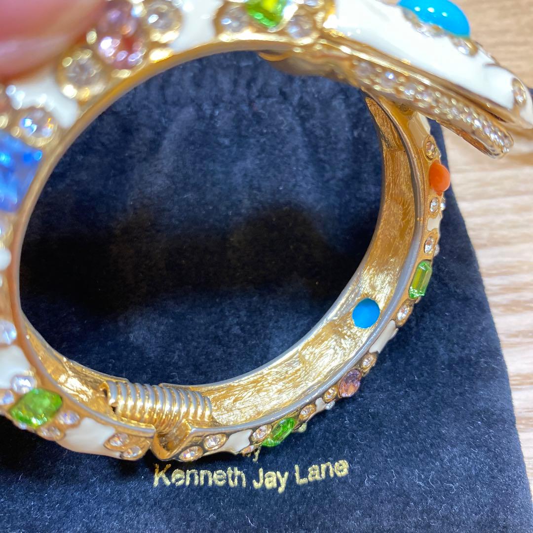 K.J.L バングル ホワイト 花柄カラーストーン　スネーク