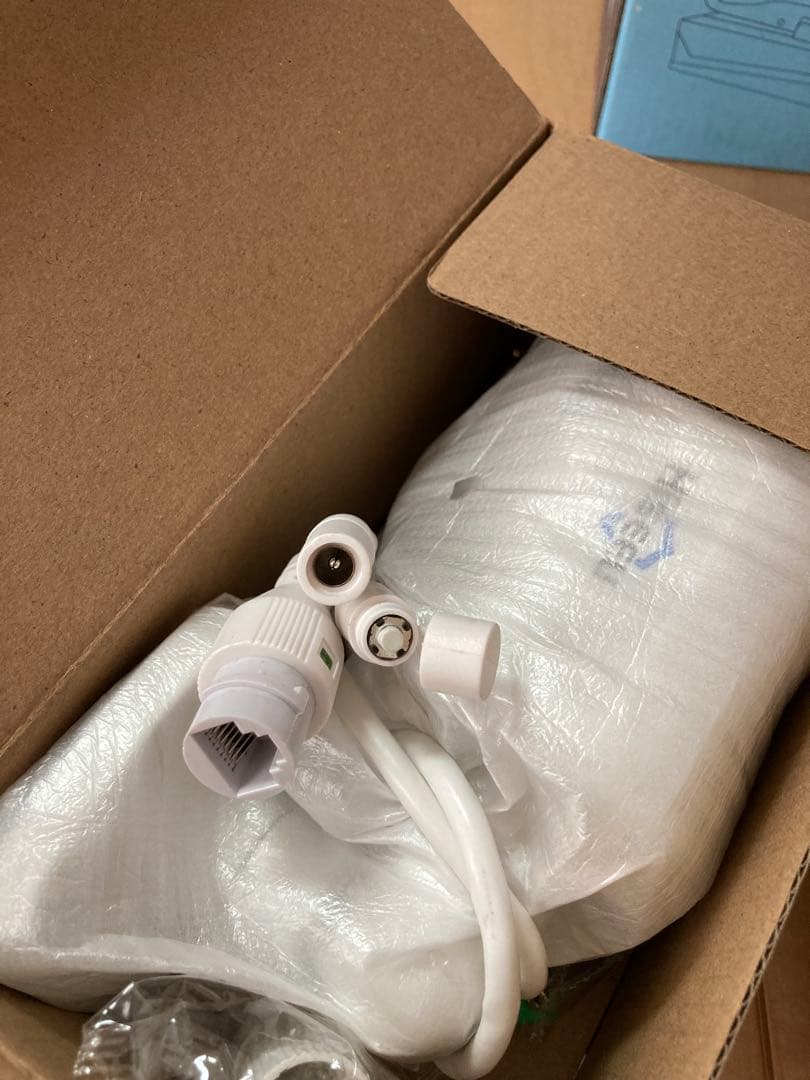 12インチ液晶一体型3TBHDD内蔵NVR カメラ4台セット