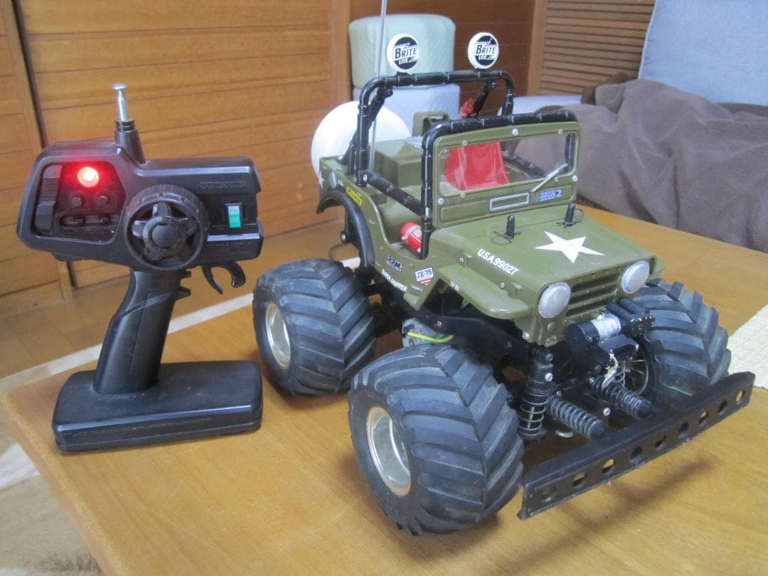 ラジコンカー 送料込み 価値がわからないので土曜日までの特別特価