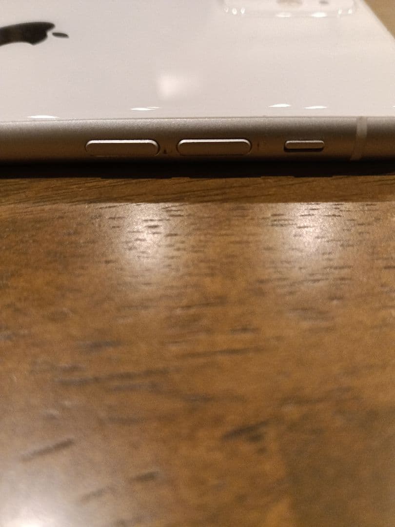 Apple iPhone 11 ホワイト 本体64G