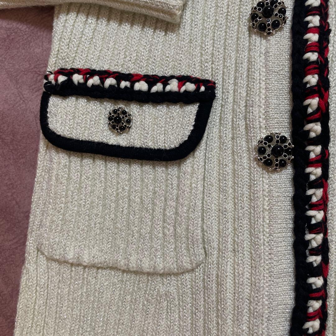 アイボリー リボン付きニットワンピース