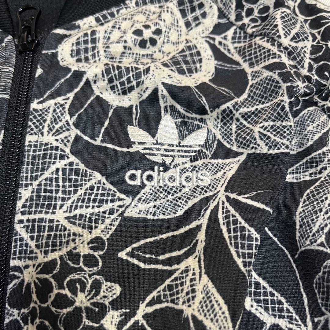 adidas アディダス花柄刺繍 ブラックジャージ　M
