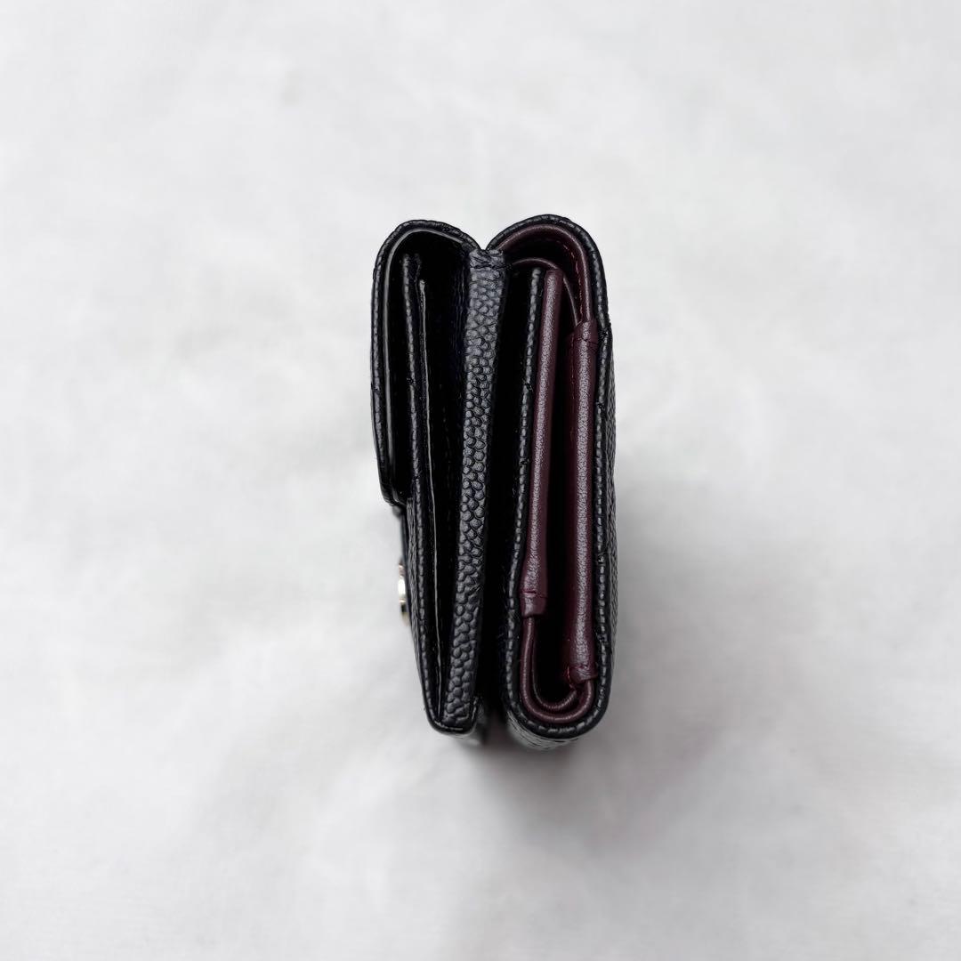 新品未使用 CHANEL 三つ折り財布 キャビアスキン シールカード ココマーク