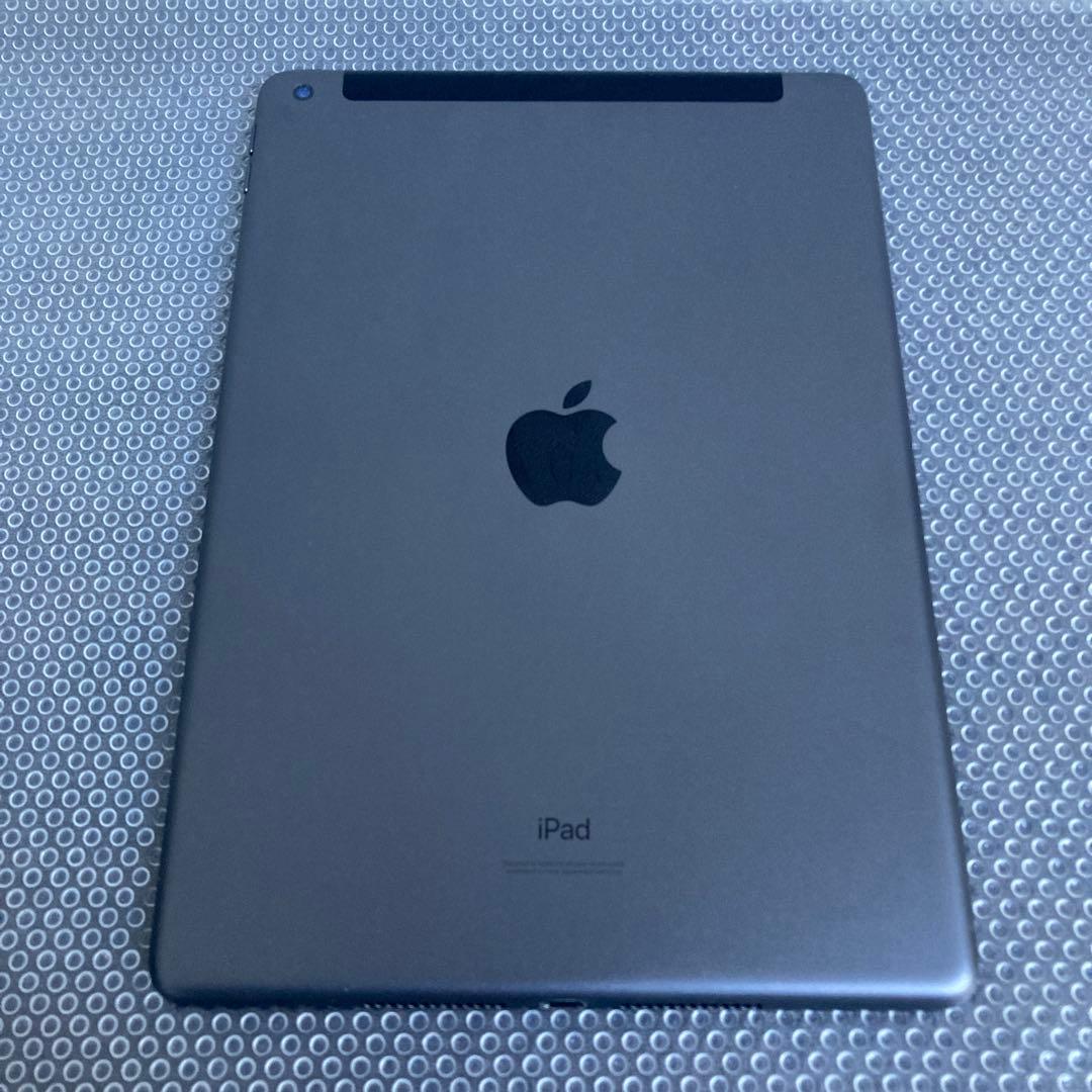 3790【早い者勝ち】電池良好☆iPad8 第8世代 32GB SIMフリー☆