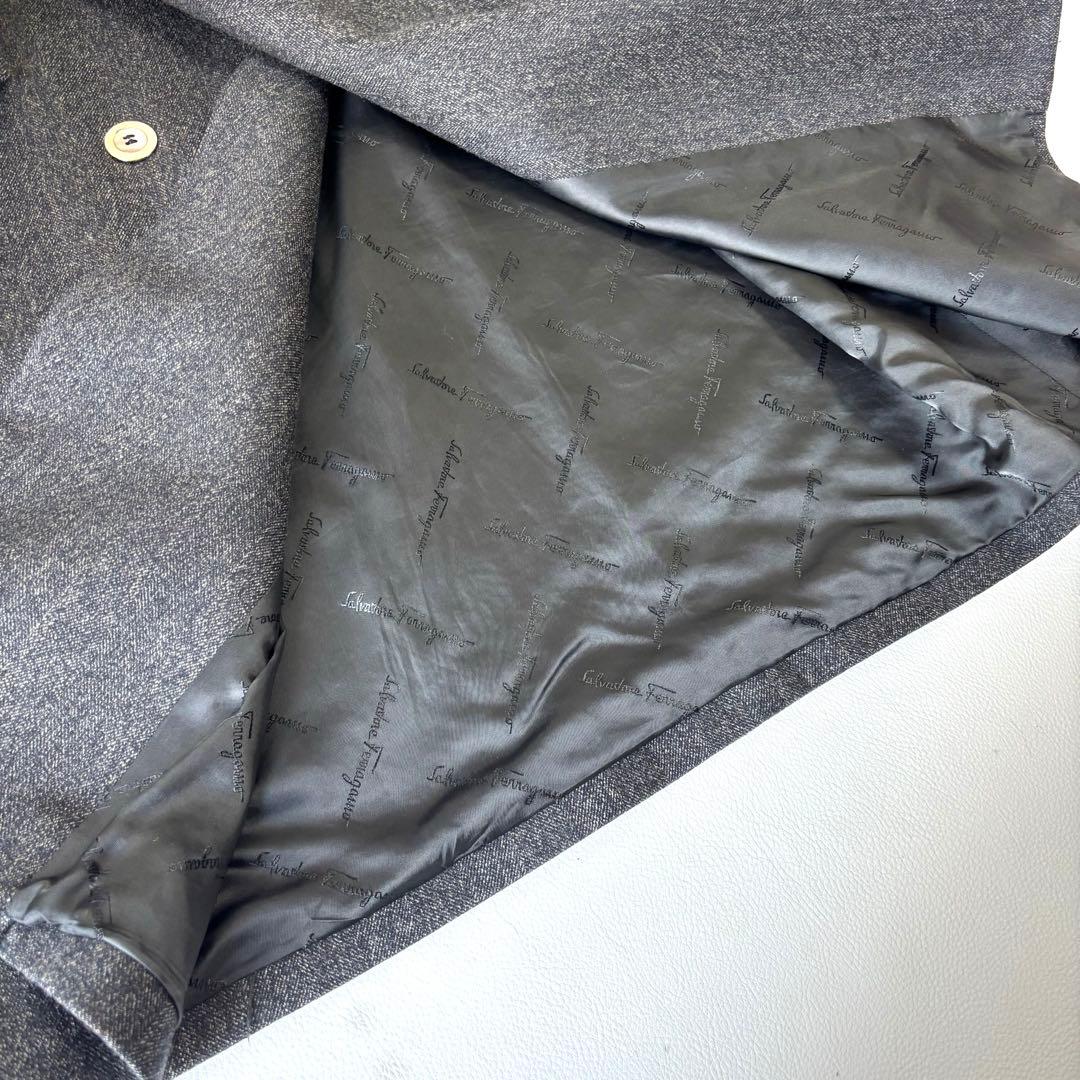 【美品】サルヴァドーレフェラガモ ダブルチェスターコート シェルボタン 金ボタン