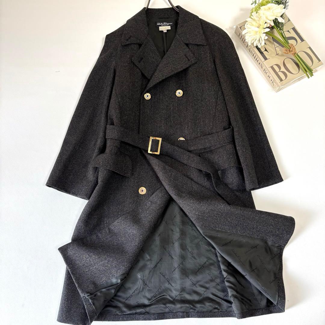 【美品】サルヴァドーレフェラガモ ダブルチェスターコート シェルボタン 金ボタン