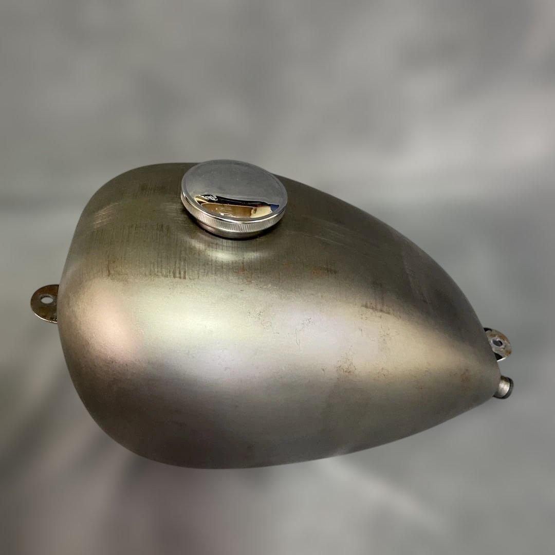 タンク　ピーナッツタンク　ハイトンネル　素地の上に艶消しクリア　ハーレー