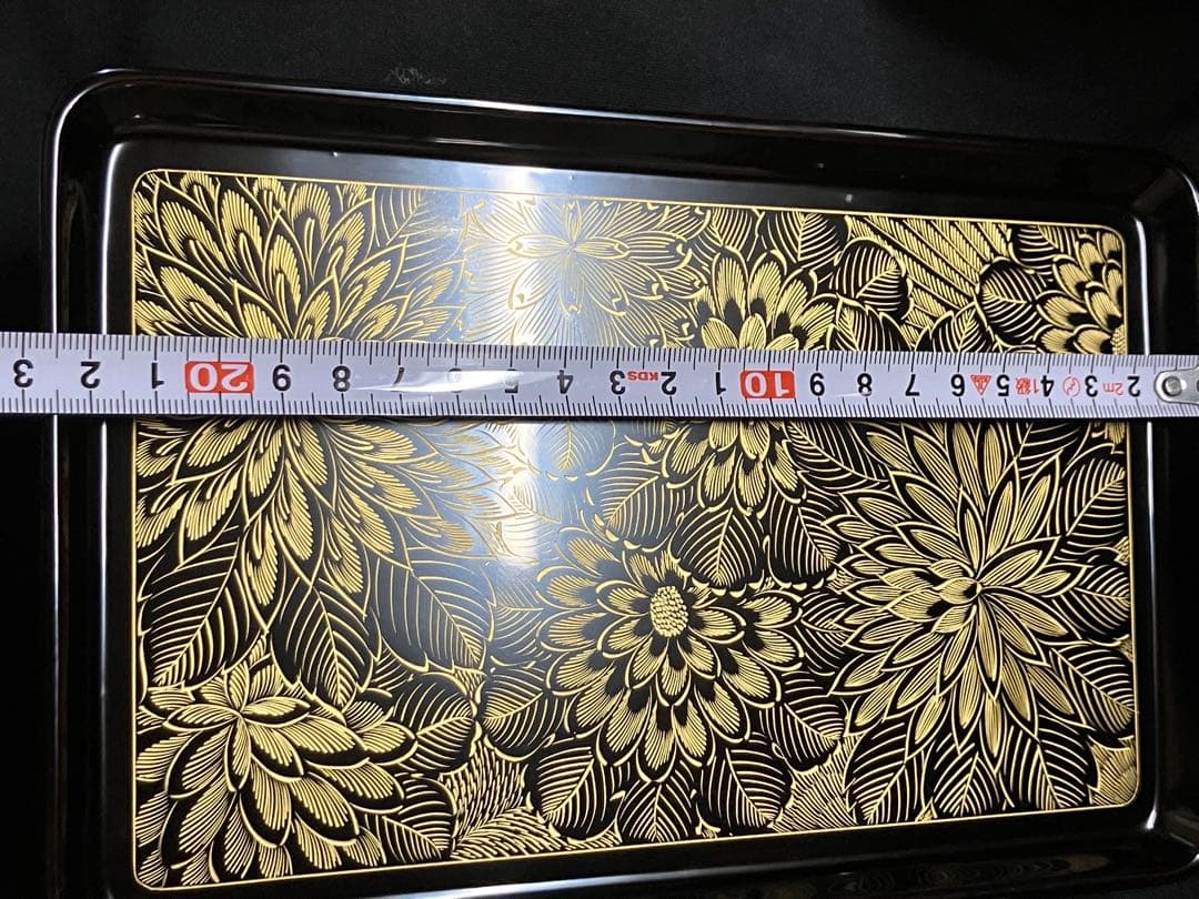 輪島塗　着本堅地　 菊彫り　木製　トレイ　未使用　B2167