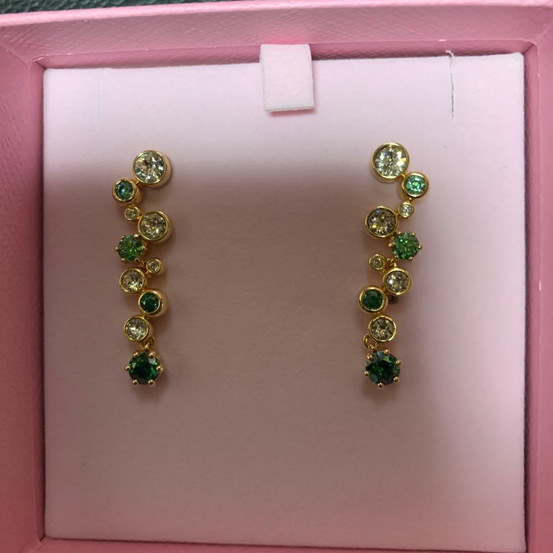 スワロフスキー！ピアス