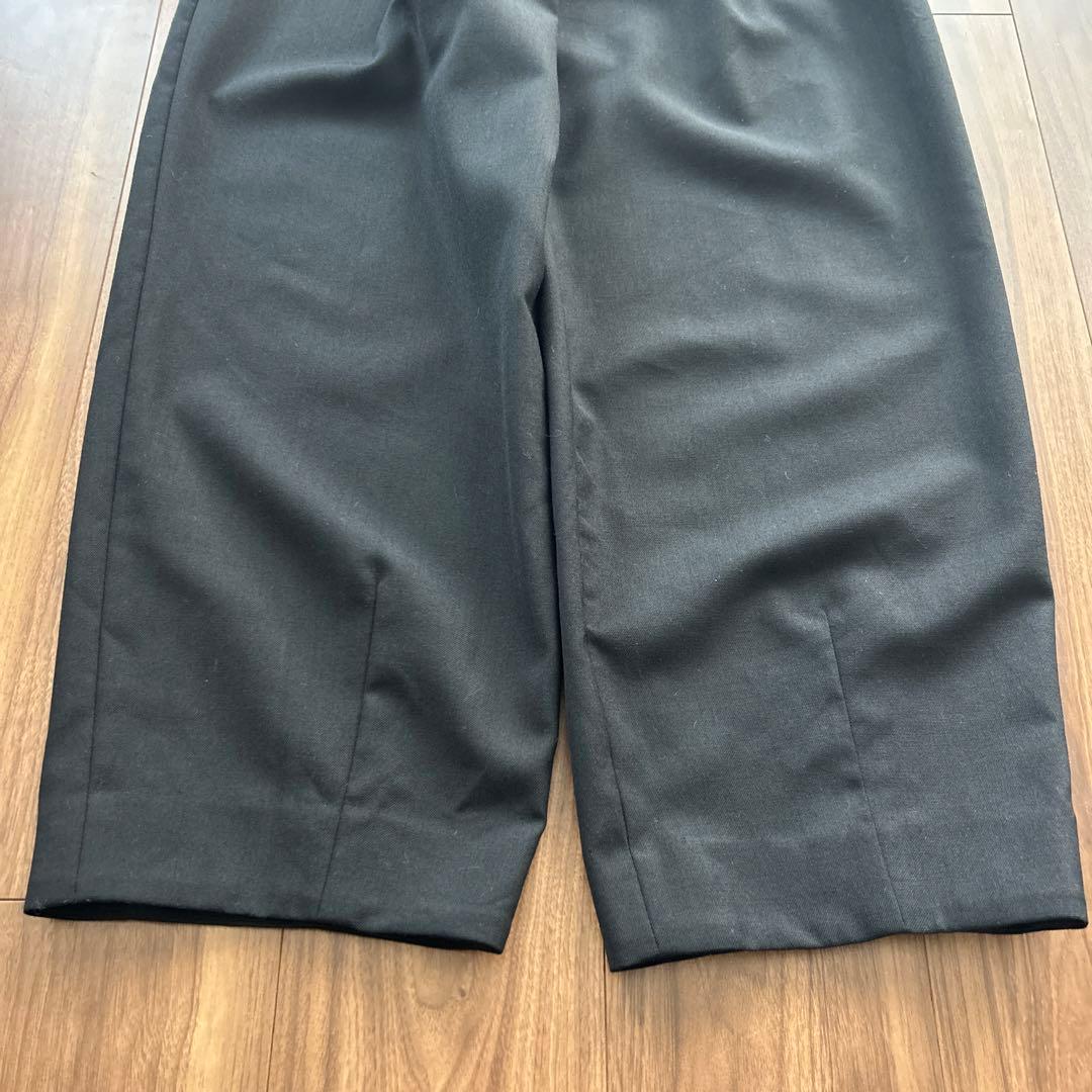 【LOHEN ローヘン】裾タックウールパンツ　ブラック