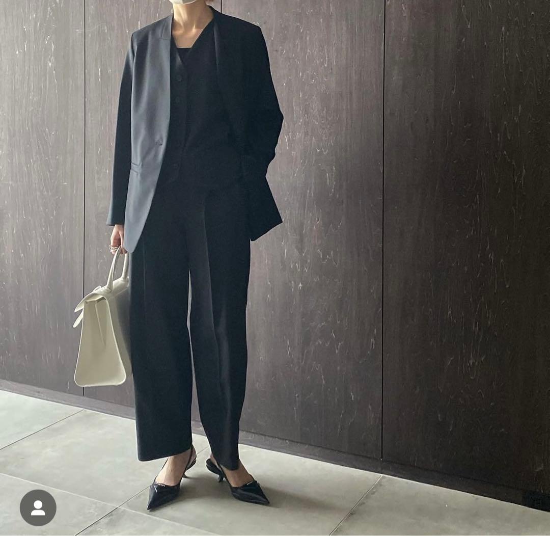 【LOHEN ローヘン】裾タックウールパンツ　ブラック