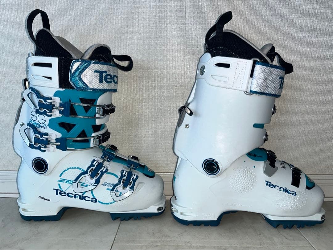 スキー靴 23.5cm テクニカ